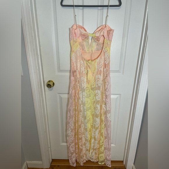NWT For Love & Lemons Blossom Maxi Dress Size Medium In Color Multi - Picture 8 of 11